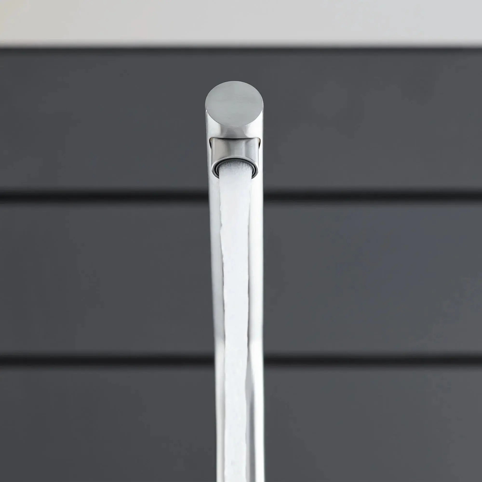 GROHE Blue Single-Handle Pull-Out Kitchen Faucet Single Spray 6.6 L/min (1.75 gpm) with Chilled and Sparkling Water - Plumbing Market