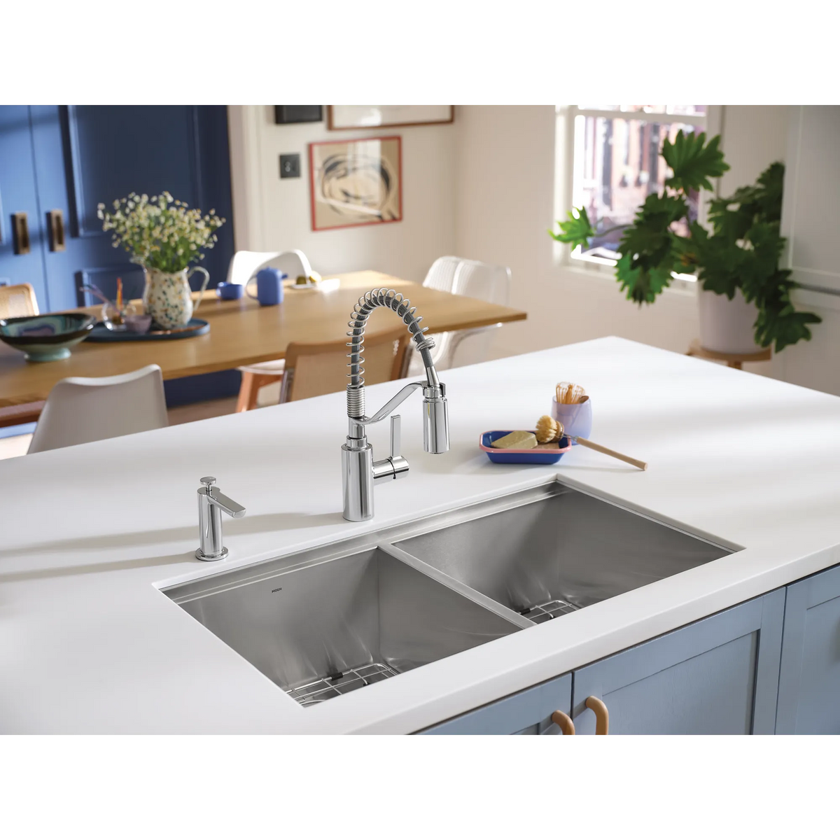 Moen Genta LX Single-Handle High-Arc Pulldown Kitchen Faucet 5926 in Chrome (5926) - view 7