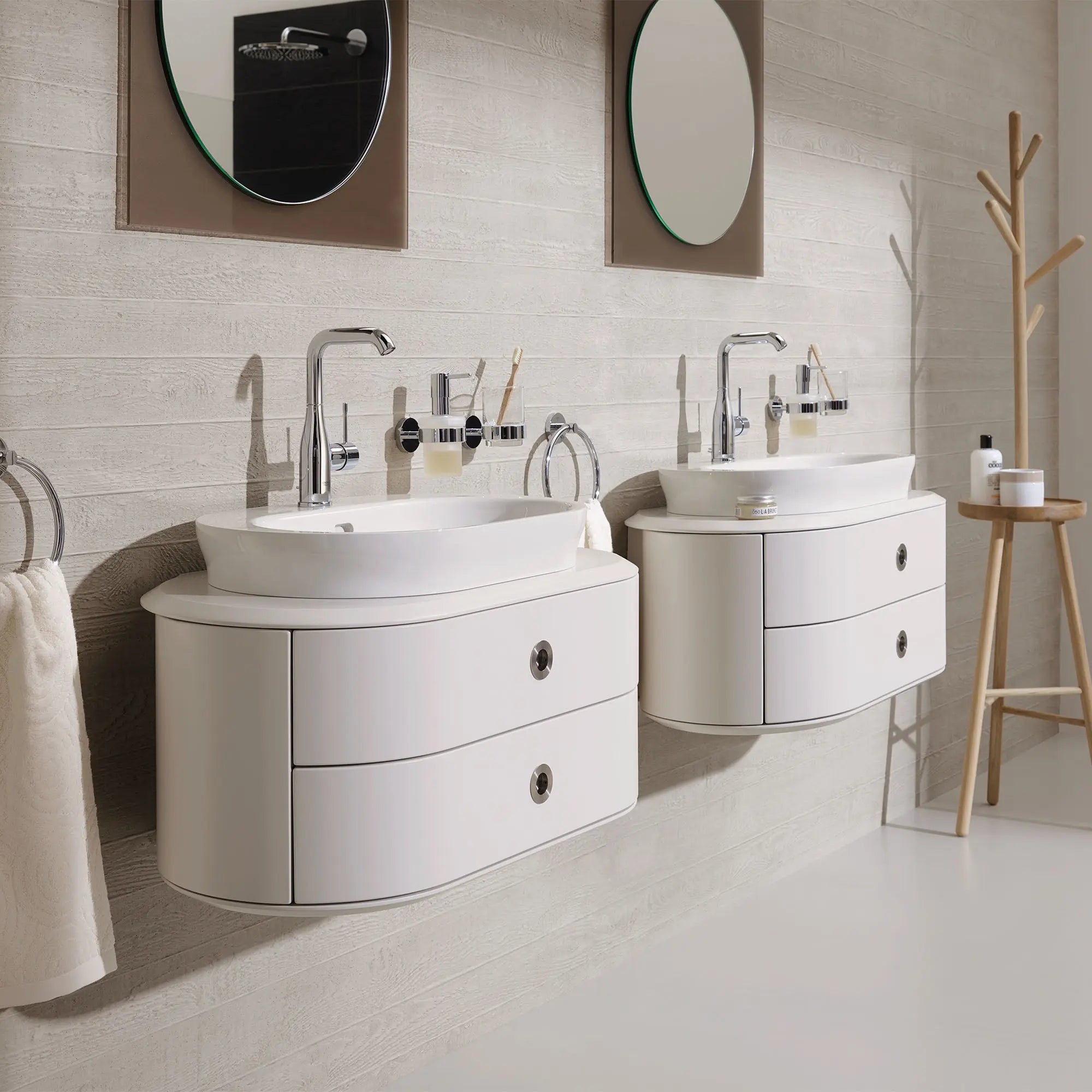 Grohe ESSENCE NEW OHM BASIN U-SPOUT US  Chrome 2348600A - Plumbing Market