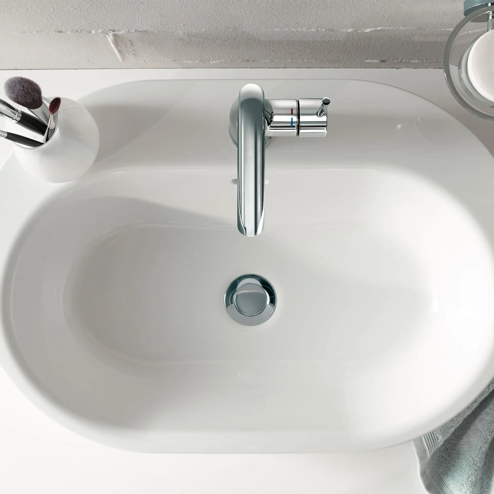 Grohe ESSENCE NEW OHM BASIN U-SPOUT US  Chrome 2348600A - Plumbing Market