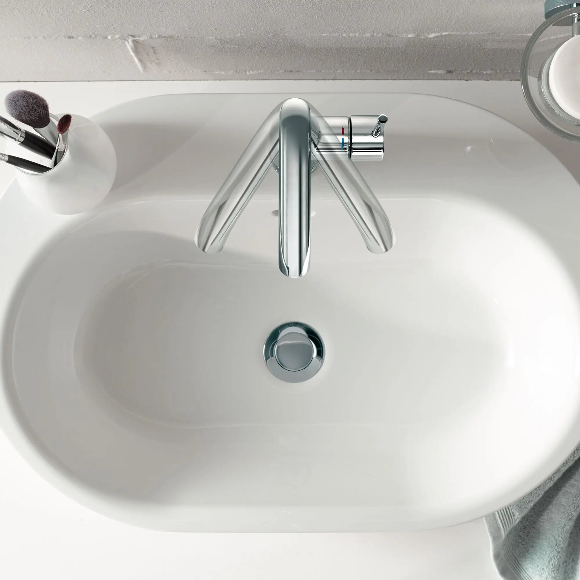 Grohe ESSENCE NEW OHM BASIN U-SPOUT US  Chrome 2348600A - Plumbing Market