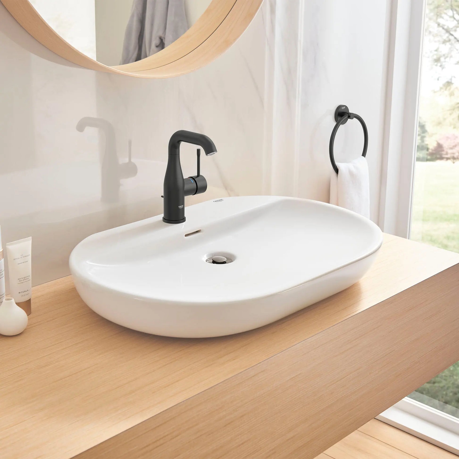 Grohe ESSENCE NEW OHM BASIN U-SPOUT US Matte Black 234852431 - Plumbing Market