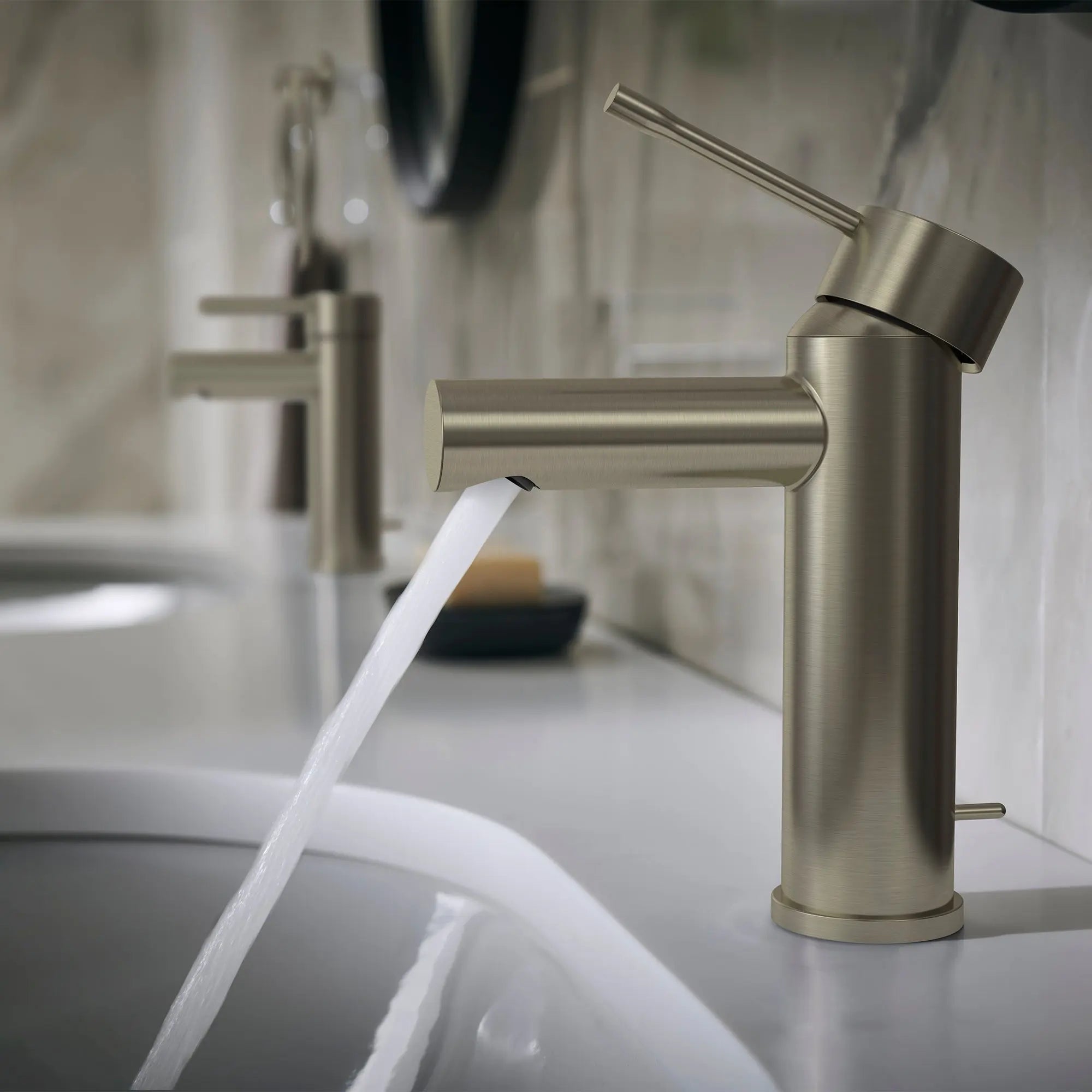 Grohe ESSENCE NEW OHM BASIN US  Brushed Nickel 32216ENA - Plumbing Market