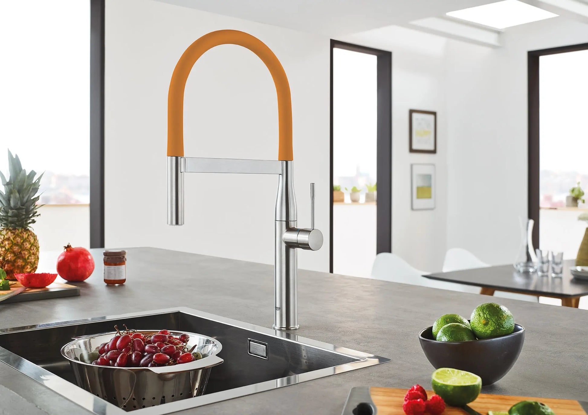 Grohe ESSENCE SEMI-PRO KITCHEN US, BLACK HOSE  Chrome 30295000 - Plumbing Market