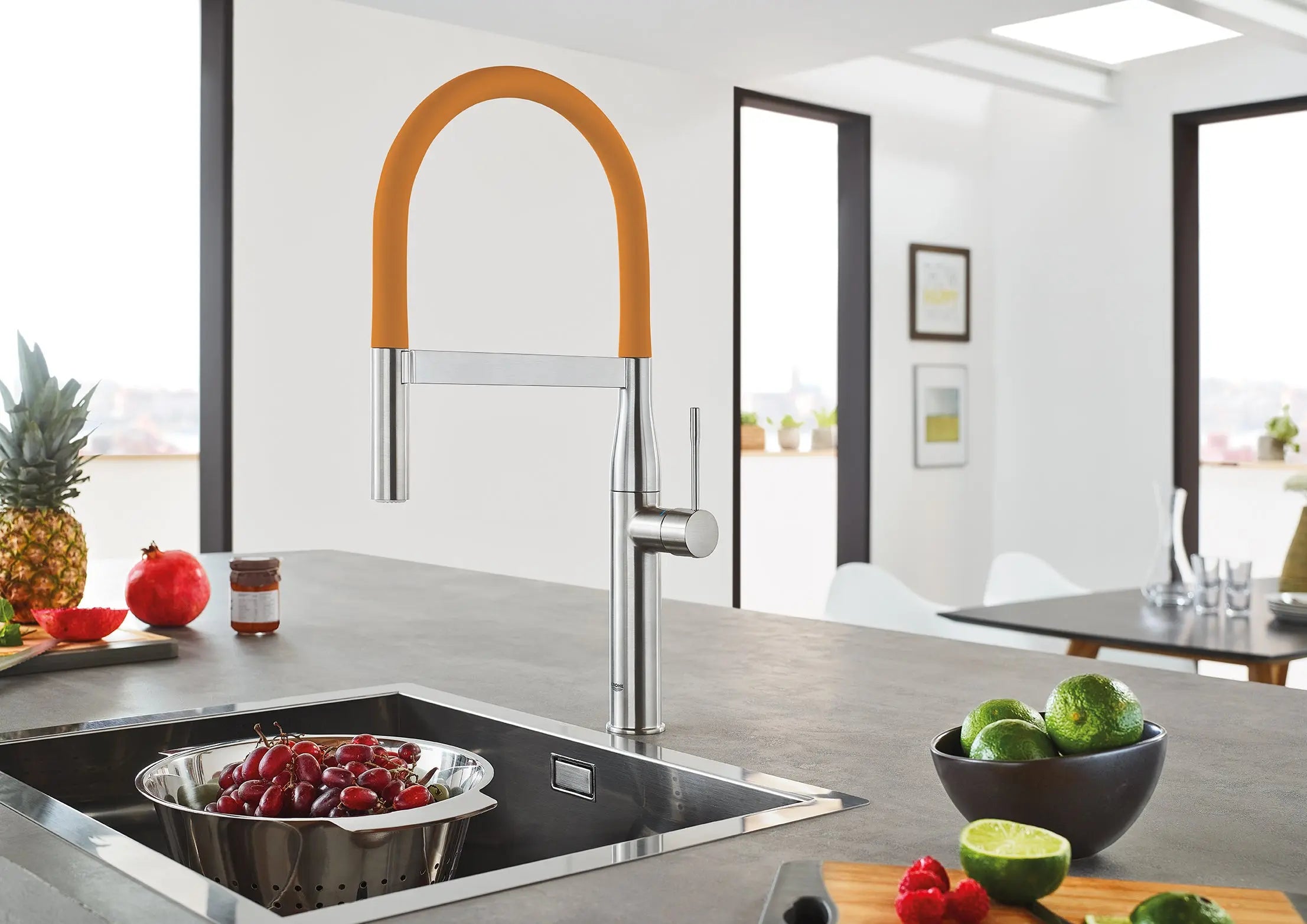 Grohe ESSENCE SEMI-PRO KITCHEN US, BLACK HOSE  Chrome 30295000 - Plumbing Market