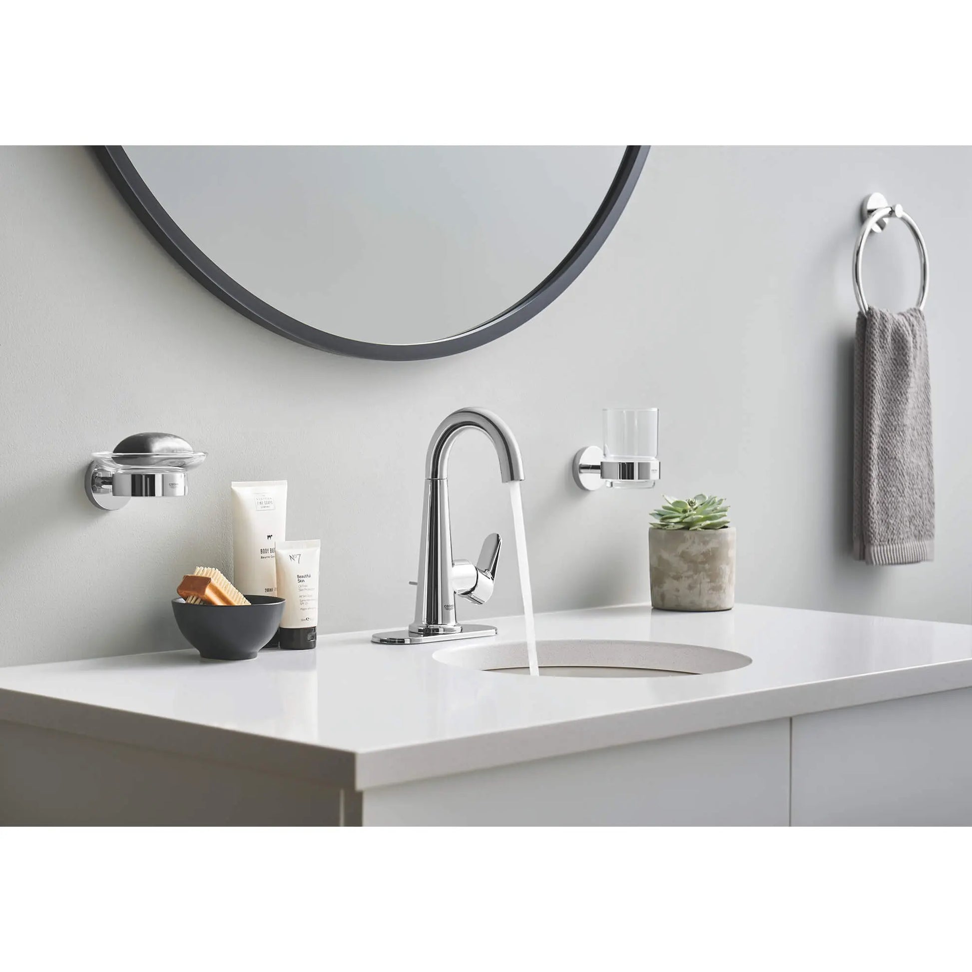 Grohe ESSENTIALS SOAP DISH W.HOLDER  Chrome 40444001 - Plumbing Market