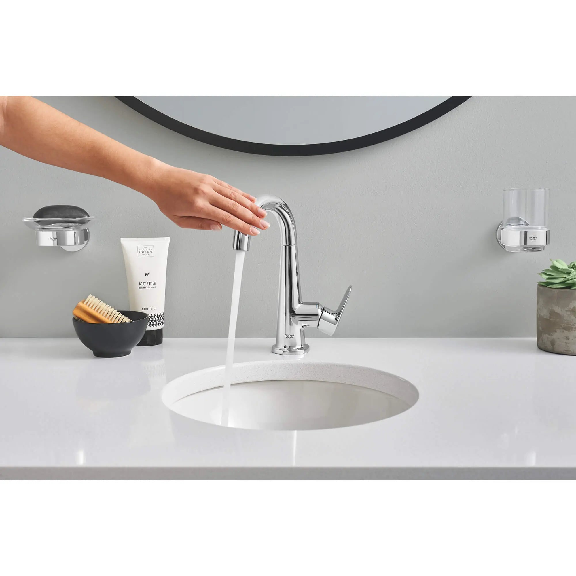 Grohe ESSENTIALS TOWEL RING  Chrome 40365001 - Plumbing Market