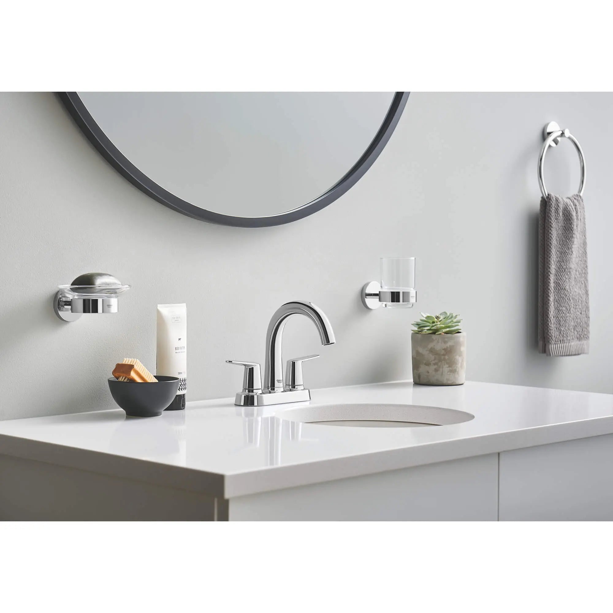 Grohe ESSENTIALS TOWEL RING  Chrome 40365001 - Plumbing Market