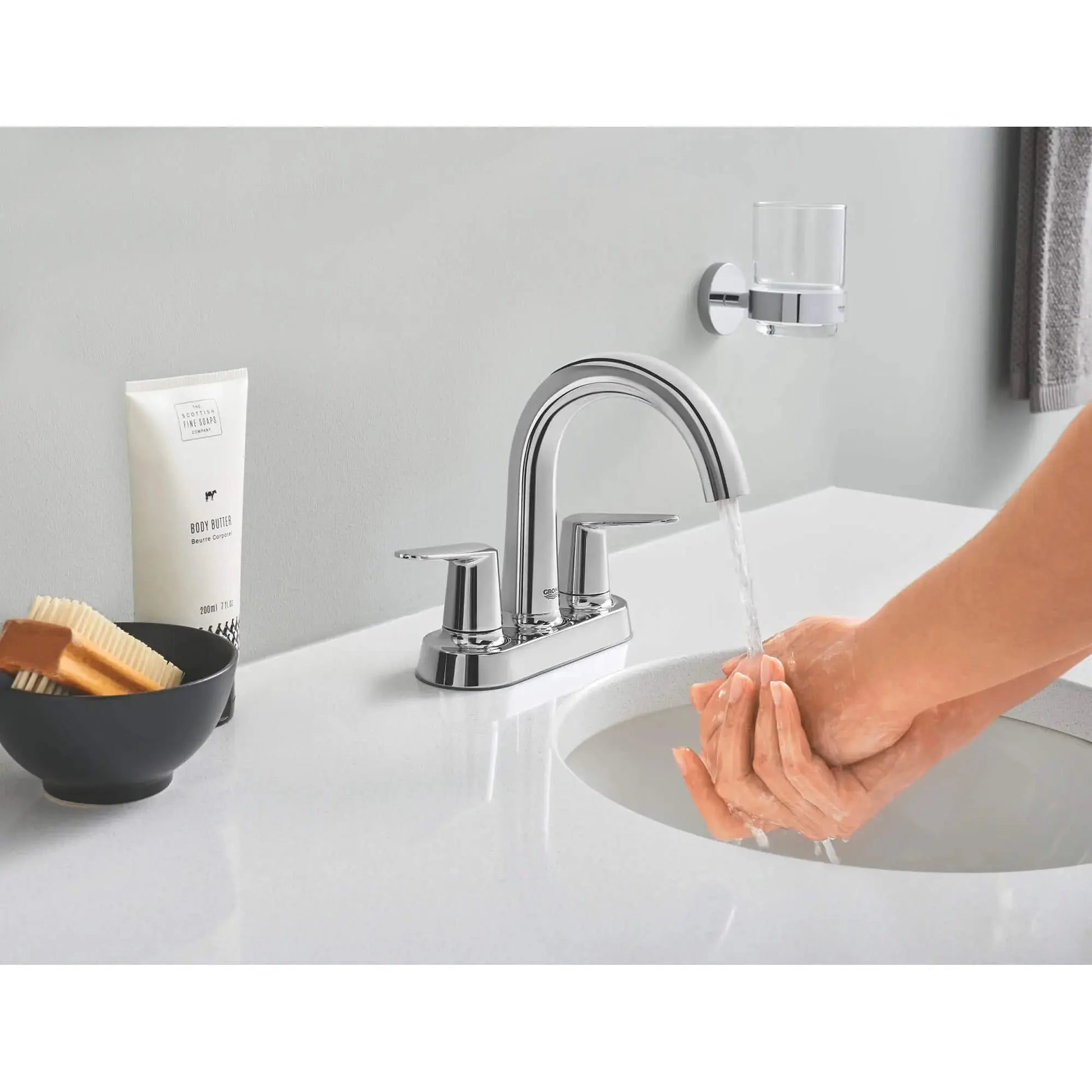 Grohe ESSENTIALS TOWEL RING  Chrome 40365001 - Plumbing Market