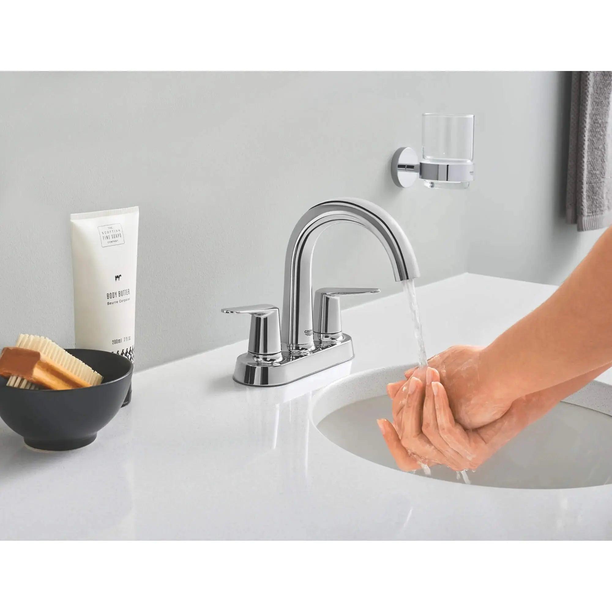 Grohe ESSENTIALS TOWEL RING  Chrome 40365001 - Plumbing Market