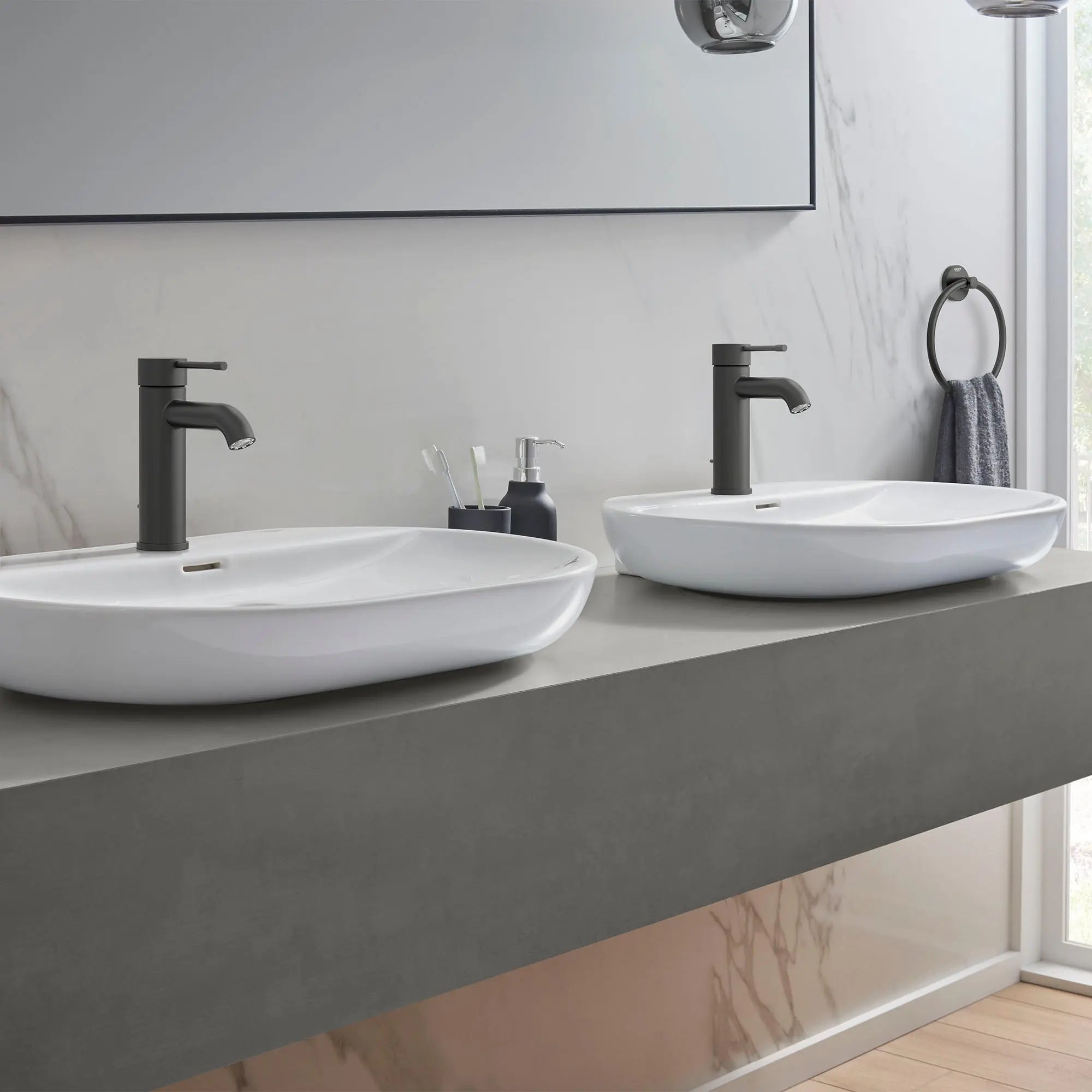 Grohe ESSENTIALS TOWL RING Matte Black 403652431 - Plumbing Market