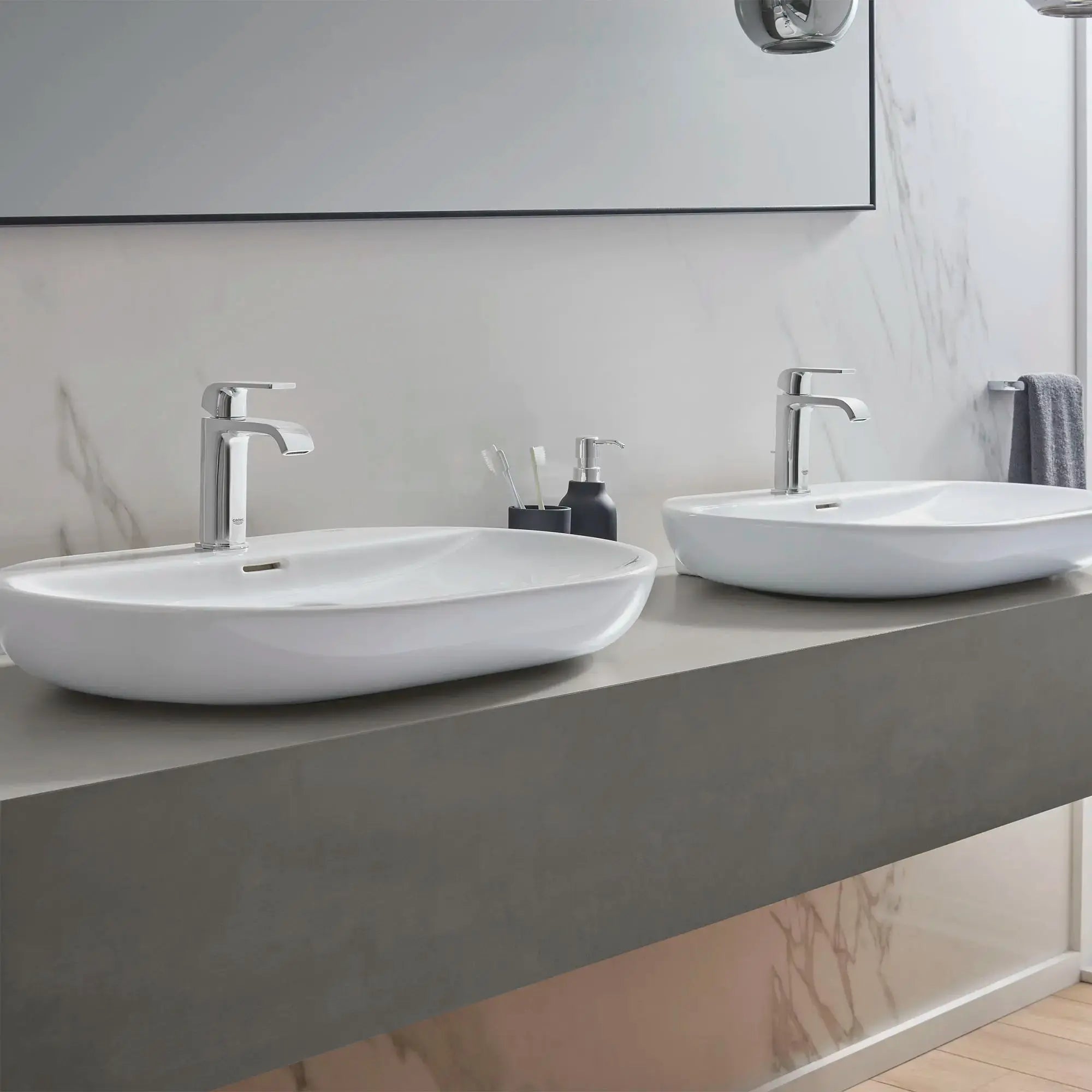 Grohe Essence Wall Mount 27" Bathroom Sink, 1-hole White - Plumbing Market