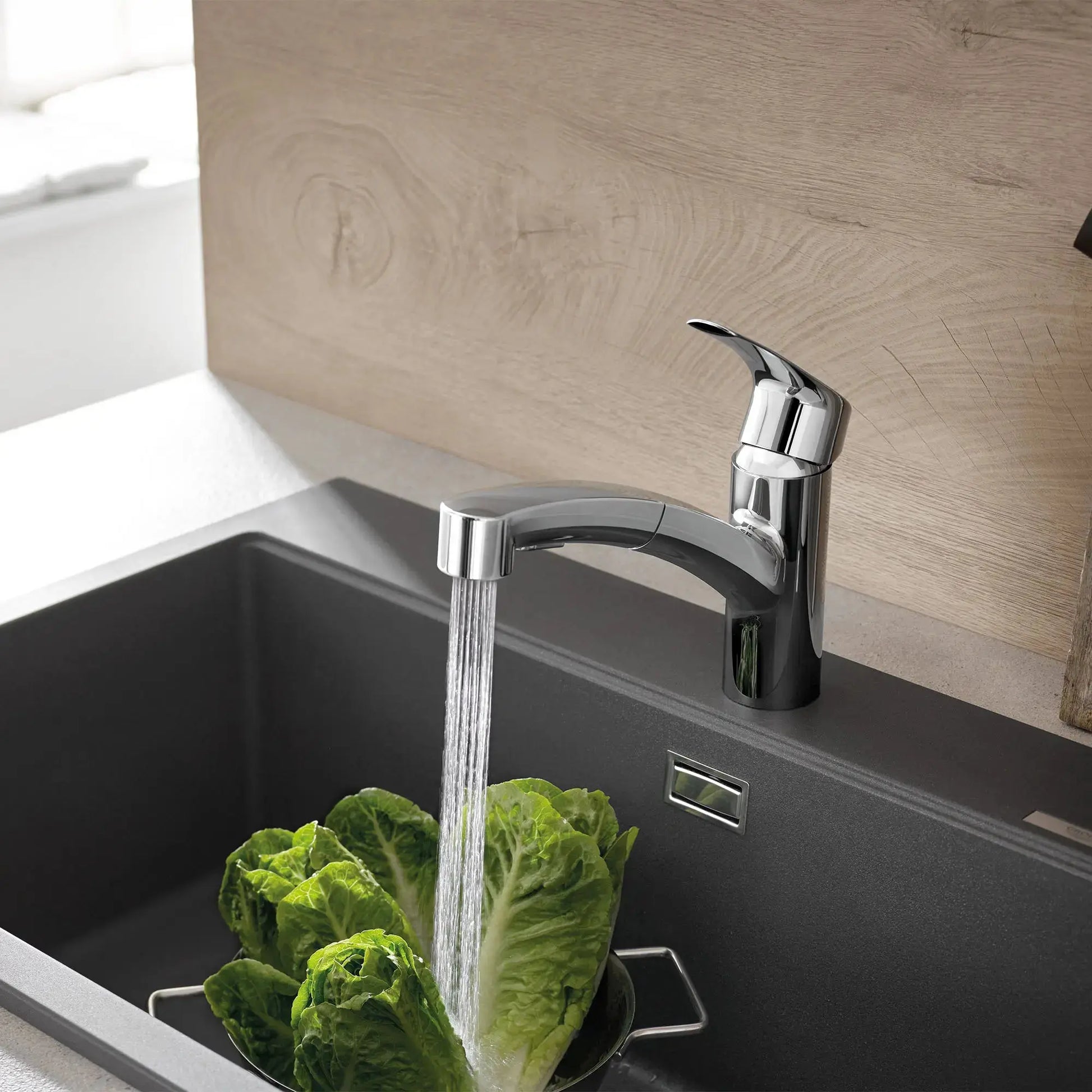 Grohe Eurosmart Single-Handle Dual Spray Pull-Out Kitchen Faucet - Plumbing Market