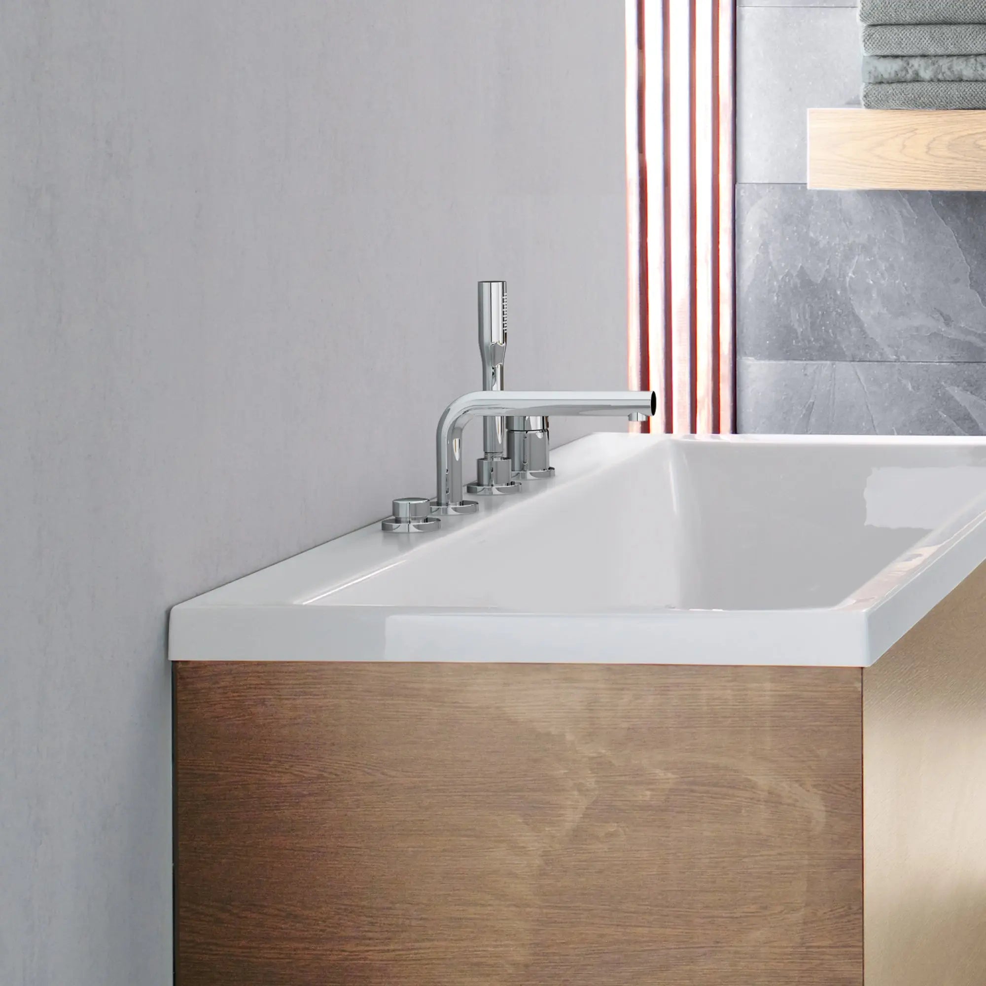 Grohe GROHE CONCETTO 4HOLE BATH COMBINATION CP  Chrome 19576002 - Plumbing Market