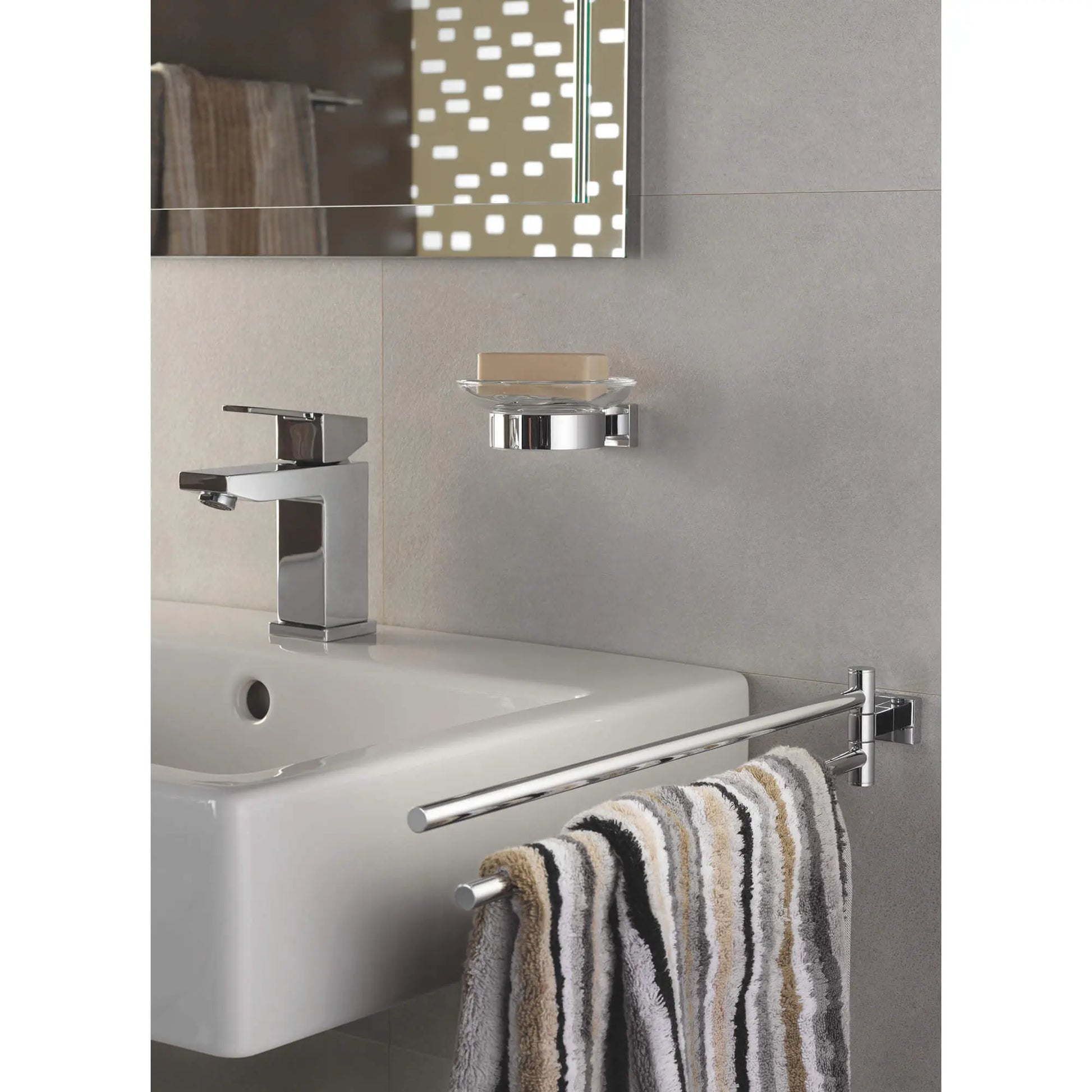 Grohe GROHE ESSENTIALS HOLDER CHROME  Chrome 40508001 - Plumbing Market