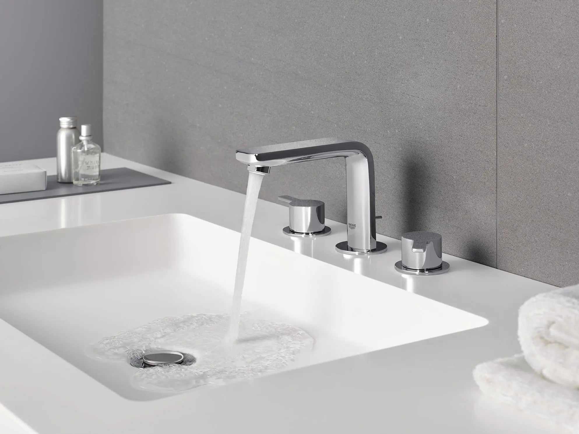 Grohe LINEARE NEW OHM BATH FREEST.  Brushed Nickel 23792EN1 - Plumbing Market