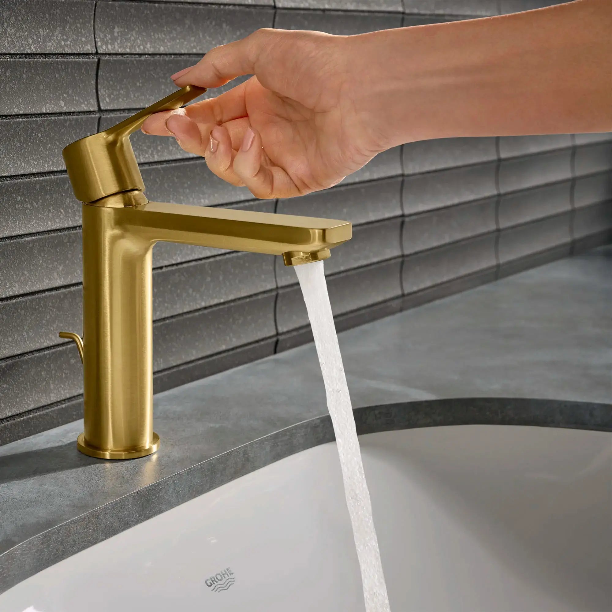 Grohe LINEARE SINGLE-HANDLE BATHROOM FAUCET S  Brushed Cool Sunrise 23794GNA - Plumbing Market