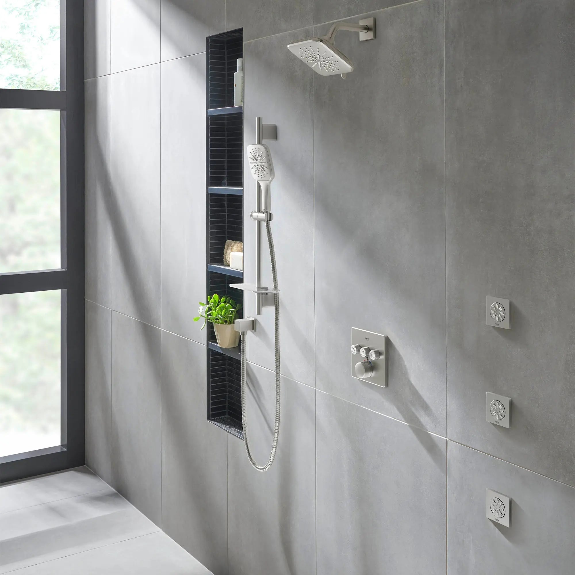 Grohe RELEXA SHOWER ARM  Brushed Nickel 26633EN0 - Plumbing Market