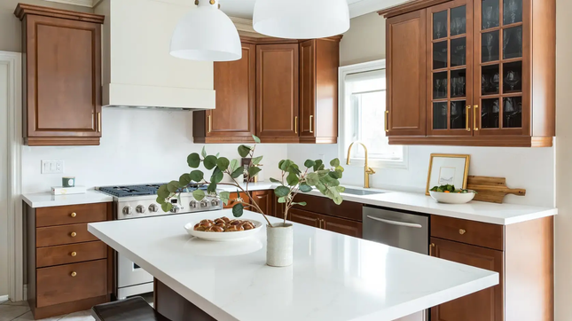 Hanstone Antello Elegant White Quartz with Soft Grey & Gold Veining - Plumbing Market