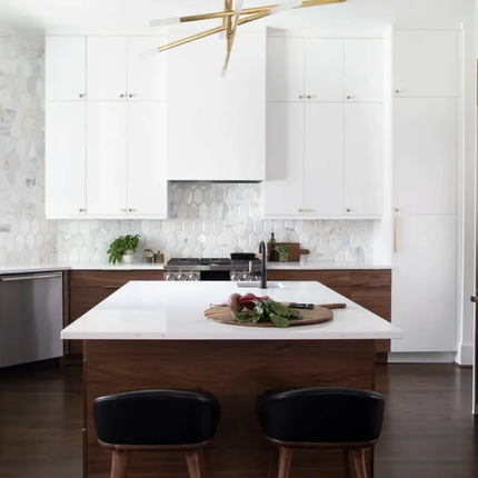 Hanstone Chantilly Crisp White Quartz with Feathery Charcoal Veins - Plumbing Market