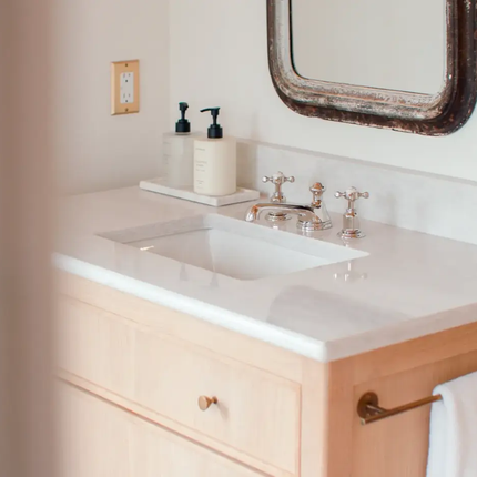 Hanstone Eden Quartz Polished White & Grey Jumbo Slab - Plumbing Market