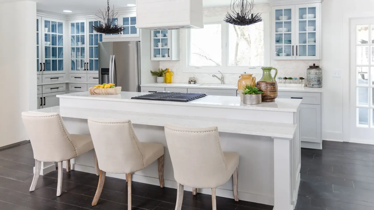 Hanstone Italian Waves Quartz Polished Cream Quartz with Subtle Grey Veins - Plumbing Market