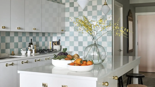 Hanstone Royal Blanc Quartz Polished Ivory Quartz Slab - Plumbing Market