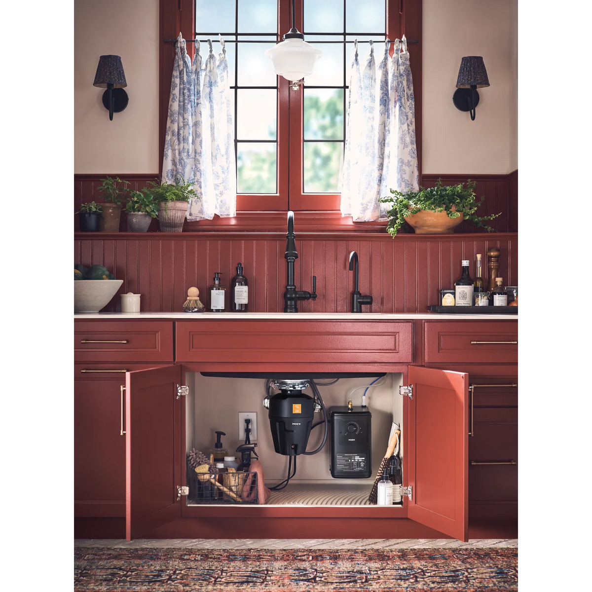 Moen Sip Traditional Single-Handle High-Arc Undermount Beverage Faucet IH7600 in Matte Black (IH7600BL) - view 10