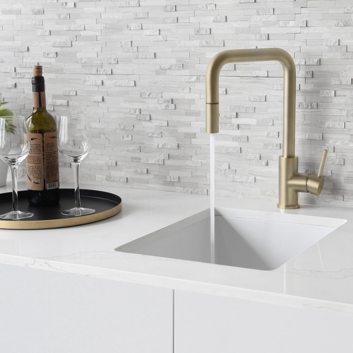 Stylish Rivo Single Handle Pull Down Kitchen Faucet Brushed Gold K-148G