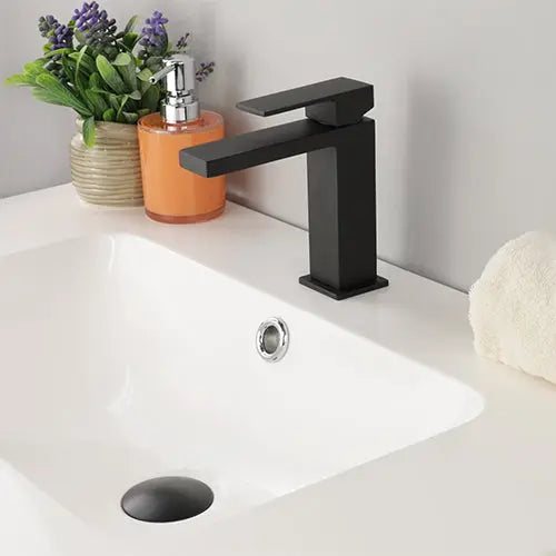 Kodaen Basin faucet in matte black.