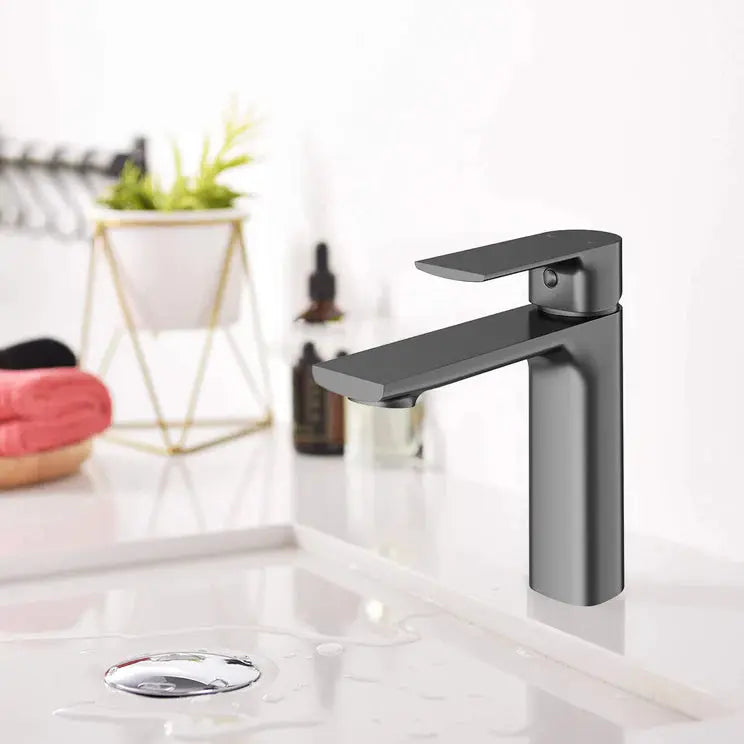 Kodaen TIMELYSS series. Basin faucet in graphtie black. F11127GG
