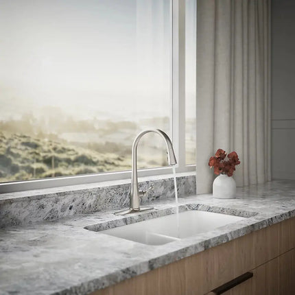 Kohler Simplice Pull-down kitchen sink faucet with three-function sprayhead Stainless - Plumbing Market