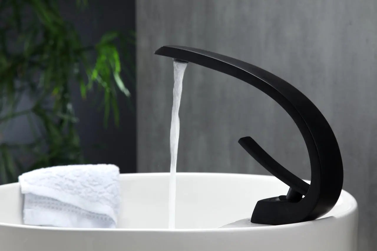 Kube Bath Aqua Arcco Single Hole Mount Bathroom Vanity Faucet – Black - Plumbing Market