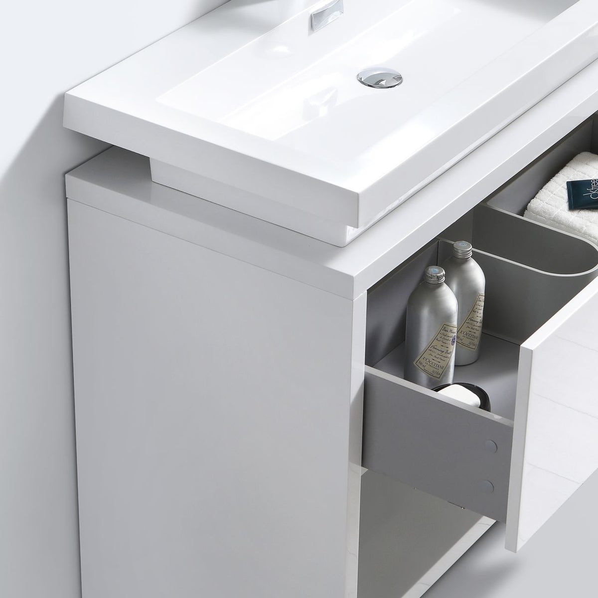 Kube Bath Levi 32" Wood Modern Bathroom Vanity w/ Cubby Hole - Gloss White (L800GW) view 3