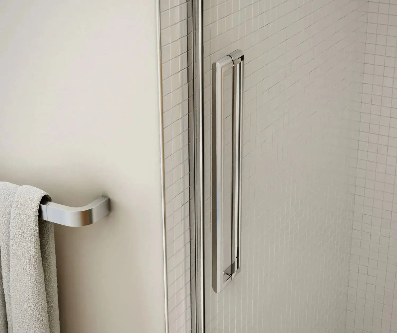 MAAX Halo 44 ½-47 x 78 ¾ in. 8mm Sliding Shower Door for Alcove Installation with Clear glass in Chrome - Plumbing Market