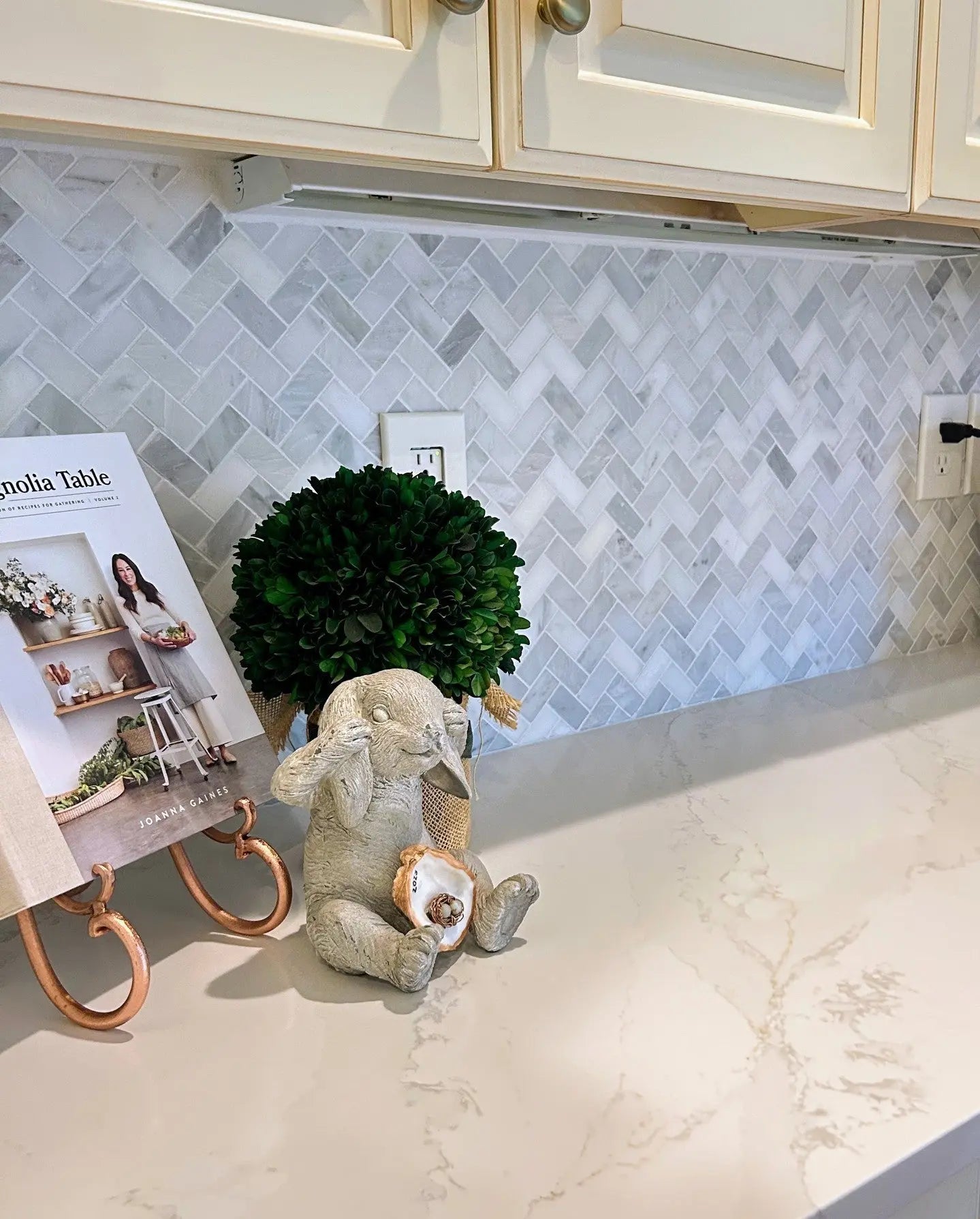 MSI Surfaces Arabescato Carrara Herringbone Pattern Geometric Marble Tile