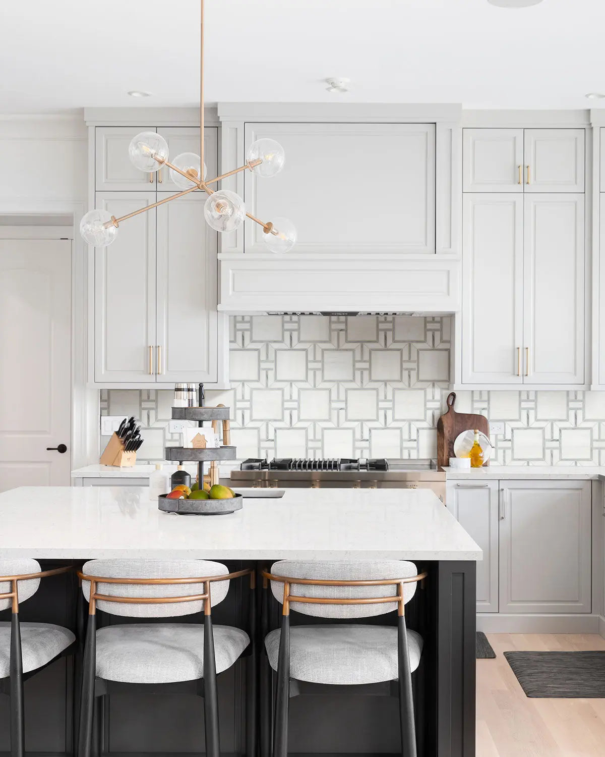 MSI Surfaces Backsplash Bianco Dolomite Alana Polished Mosaic Tile