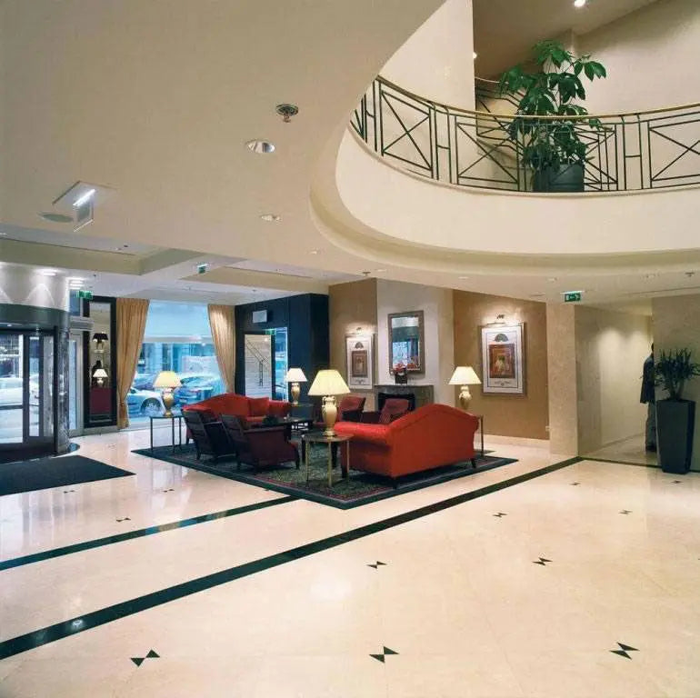 MSI Surfaces Flooring Crema Marfil Classic Marble Tile 18 x 18 Polished