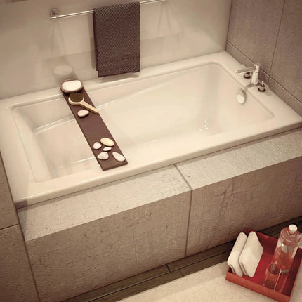 Maax New Town 6032 IF Acrylic Alcove Right-Hand Drain Combined Hydrosens & Aerosens Bathtub in White 105467-109-001-103 - Plumbing Market