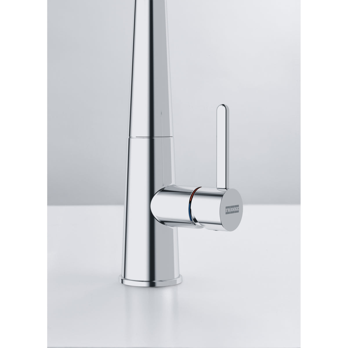 Franke Icon pull-out kitchen faucet ICN-PO