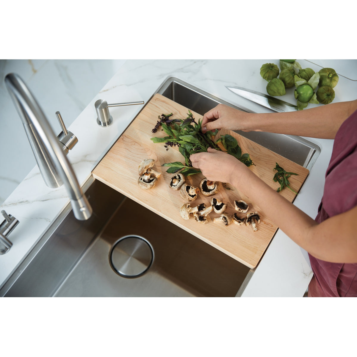 Franke Professional 2.0 35.5" undermount stainless steel kitchen sink PS2X110-33-WKC
