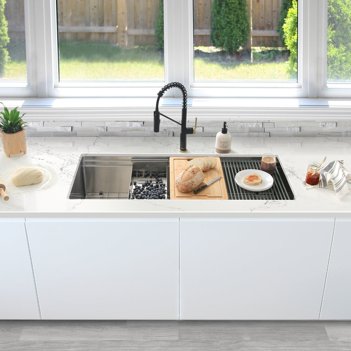 Stylish Versa 39" Ledge Workstation Single Bowl Undermount 16 Gauge Stainless Steel Kitchen Sink with Built in Accessories S-639W