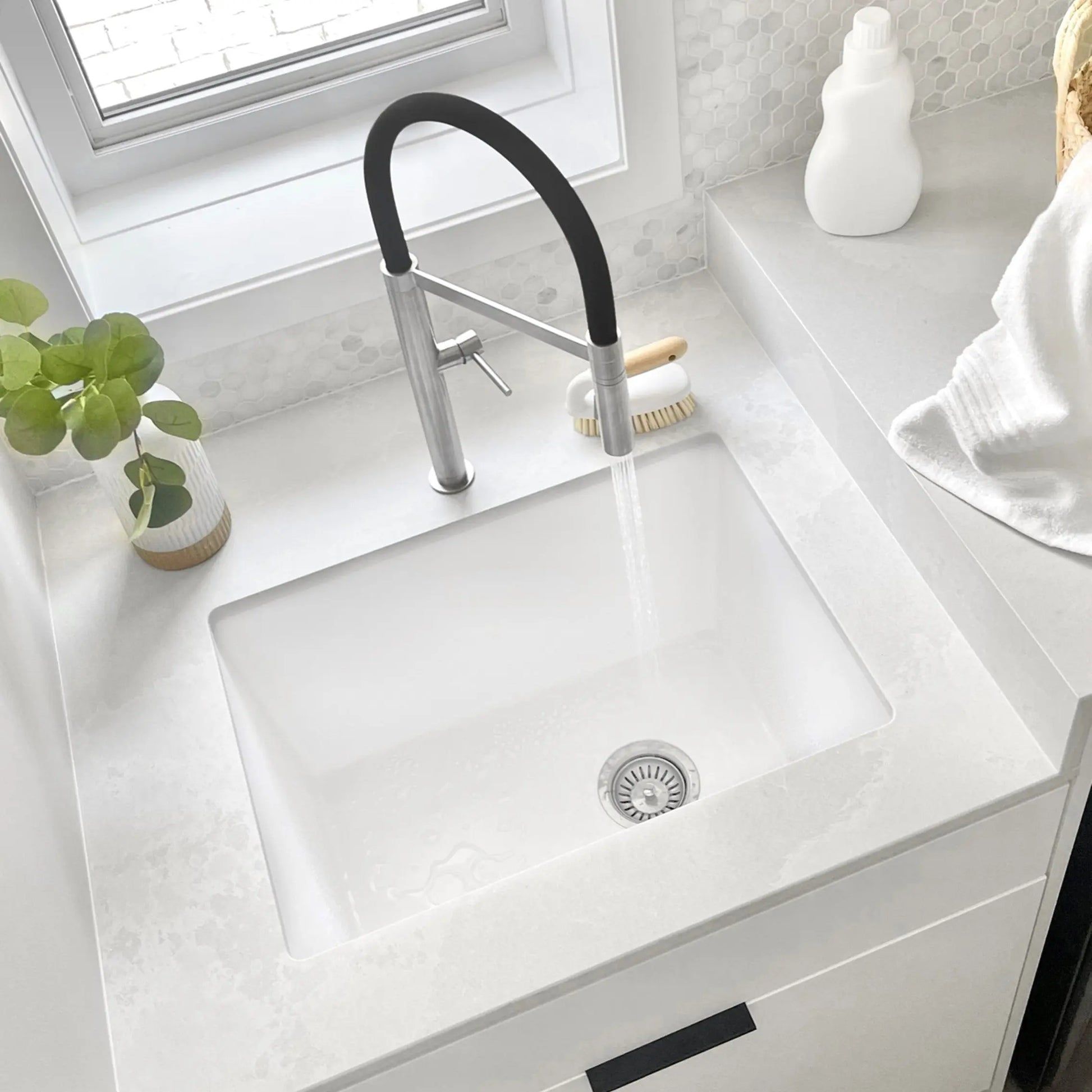 STYLISH 25 inch Dual Mount Single Bowl White Composite Granite Kitchen Laundry with Strainer S-825H - Plumbing Market