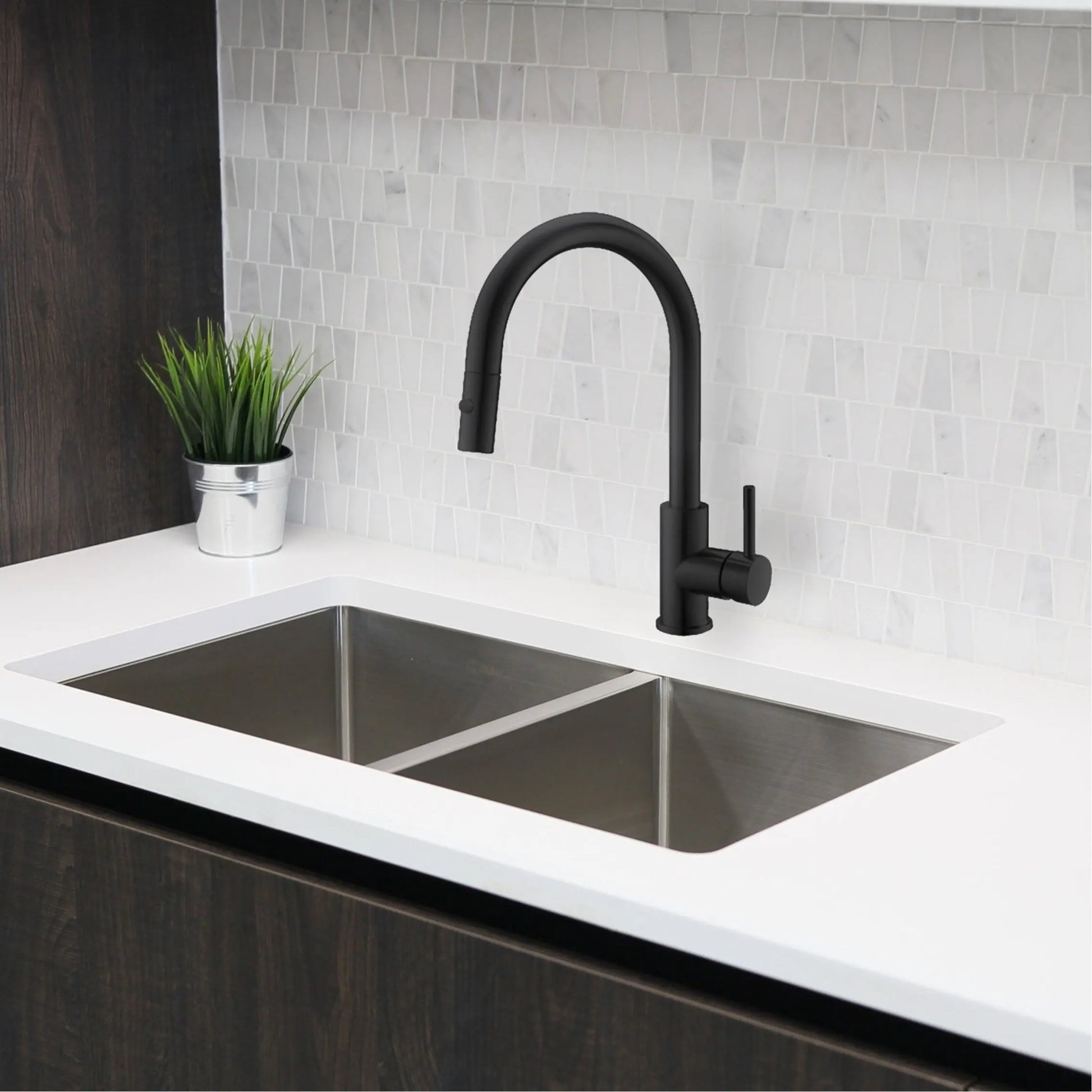 STYLISH Kitchen Sink Faucet Single Handle Pull Down Dual Mode Stainless Steel Matte Black Finish K-131N - Plumbing Market