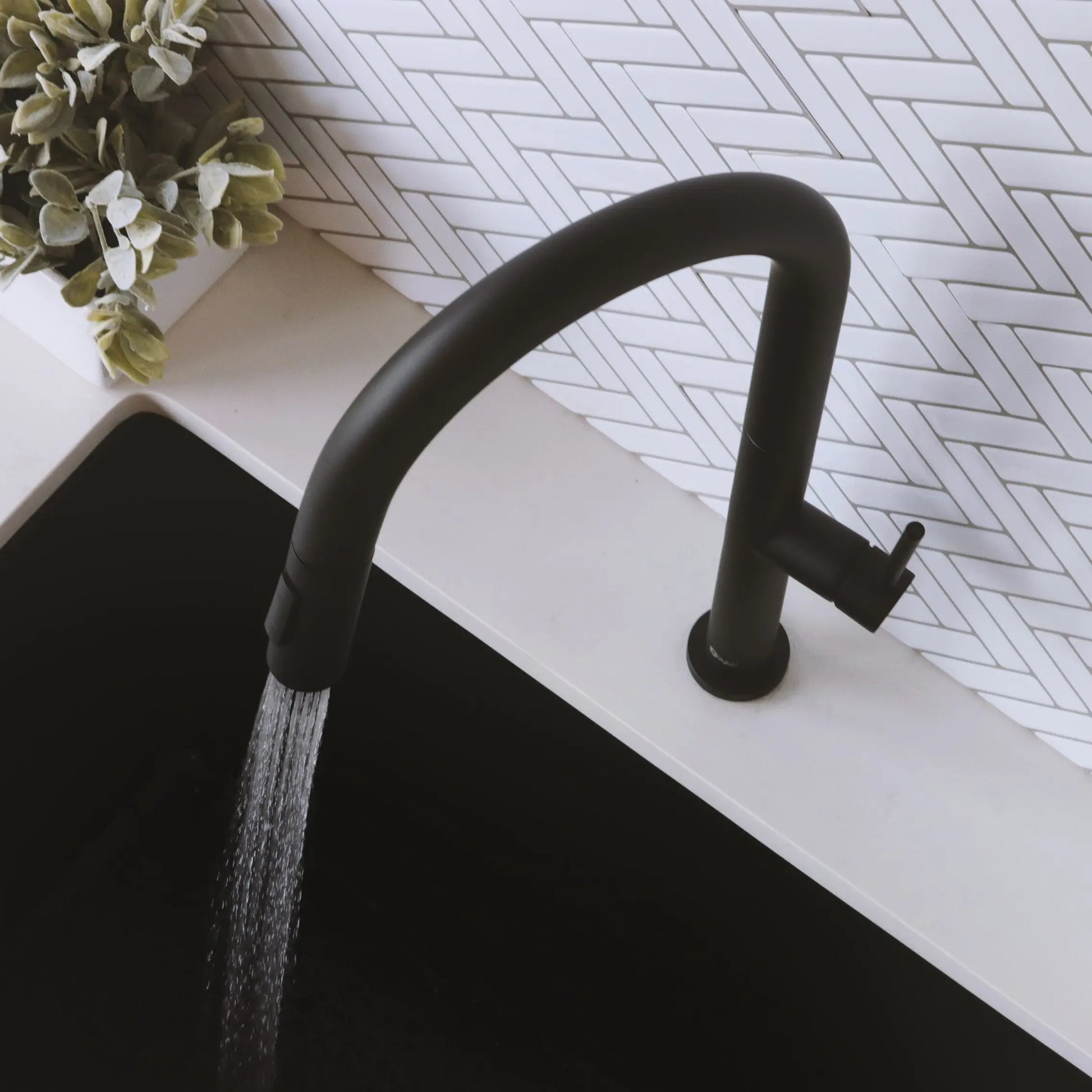 STYLISH Kitchen Sink Faucet Single Handle Pull Down Dual Mode Stainless Steel Matte Black Finish K-141N - Plumbing Market