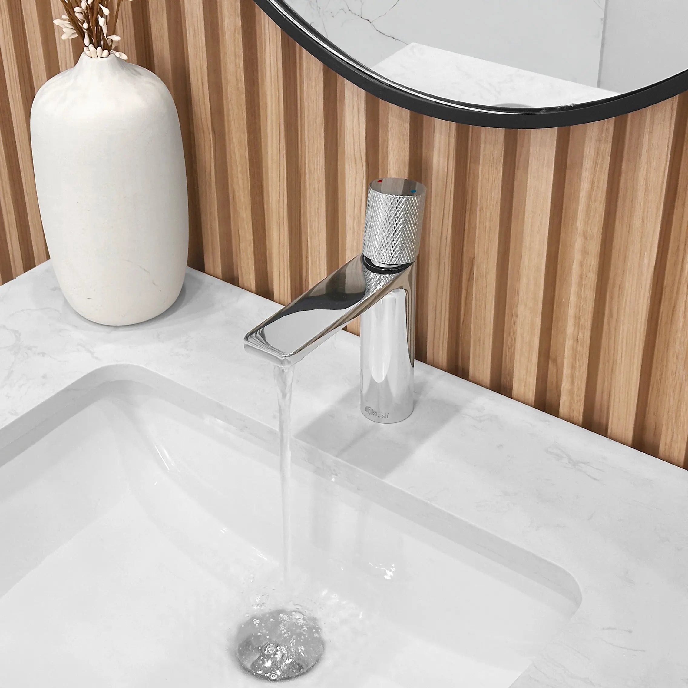 STYLISH Single Handle Modern Bathroom Basin Sink Faucet in Polished Chrome Finish  B-104C - Plumbing Market