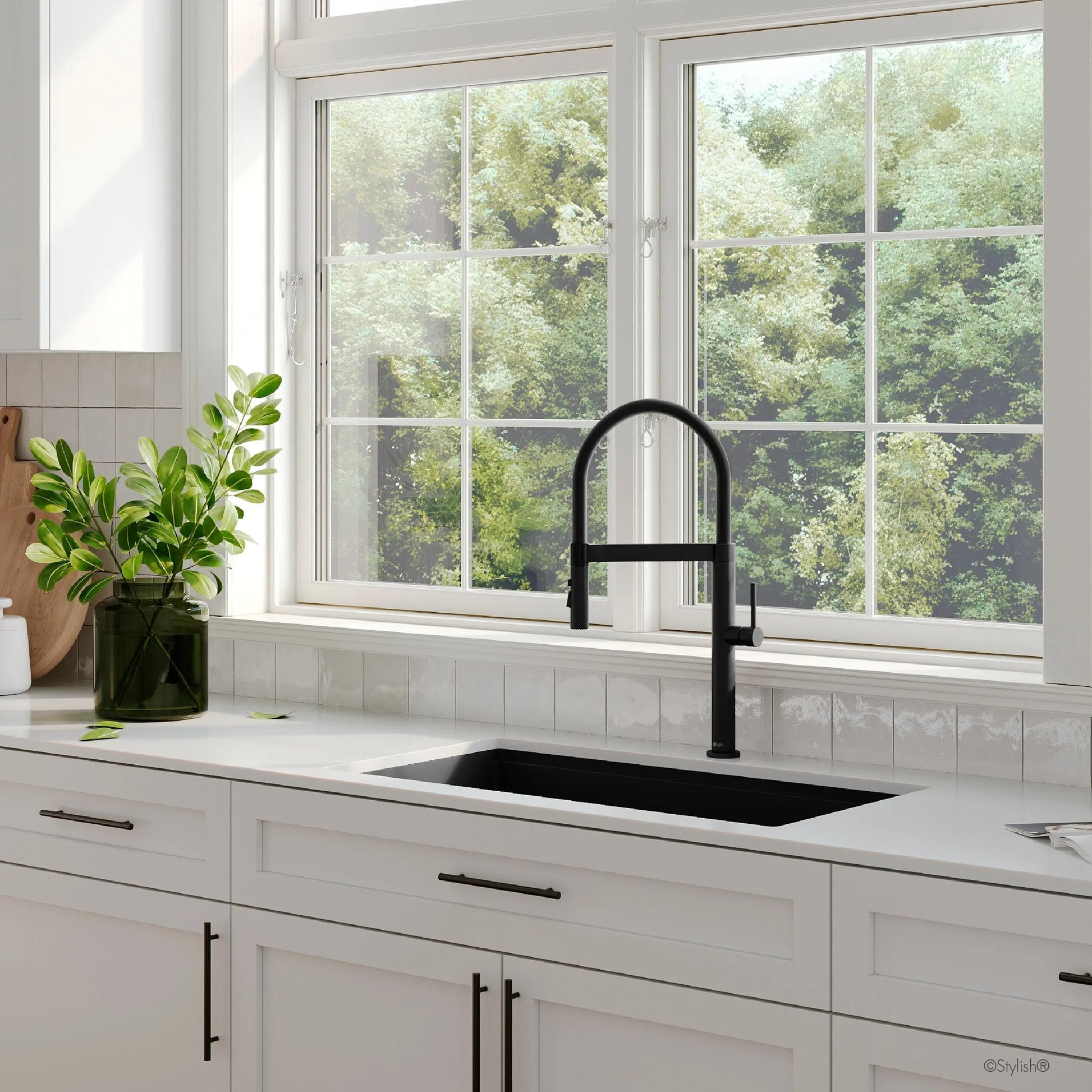 Stylish Single Handle Matte Black Pull Out Three Modes Kitchen Faucet - Plumbing Market