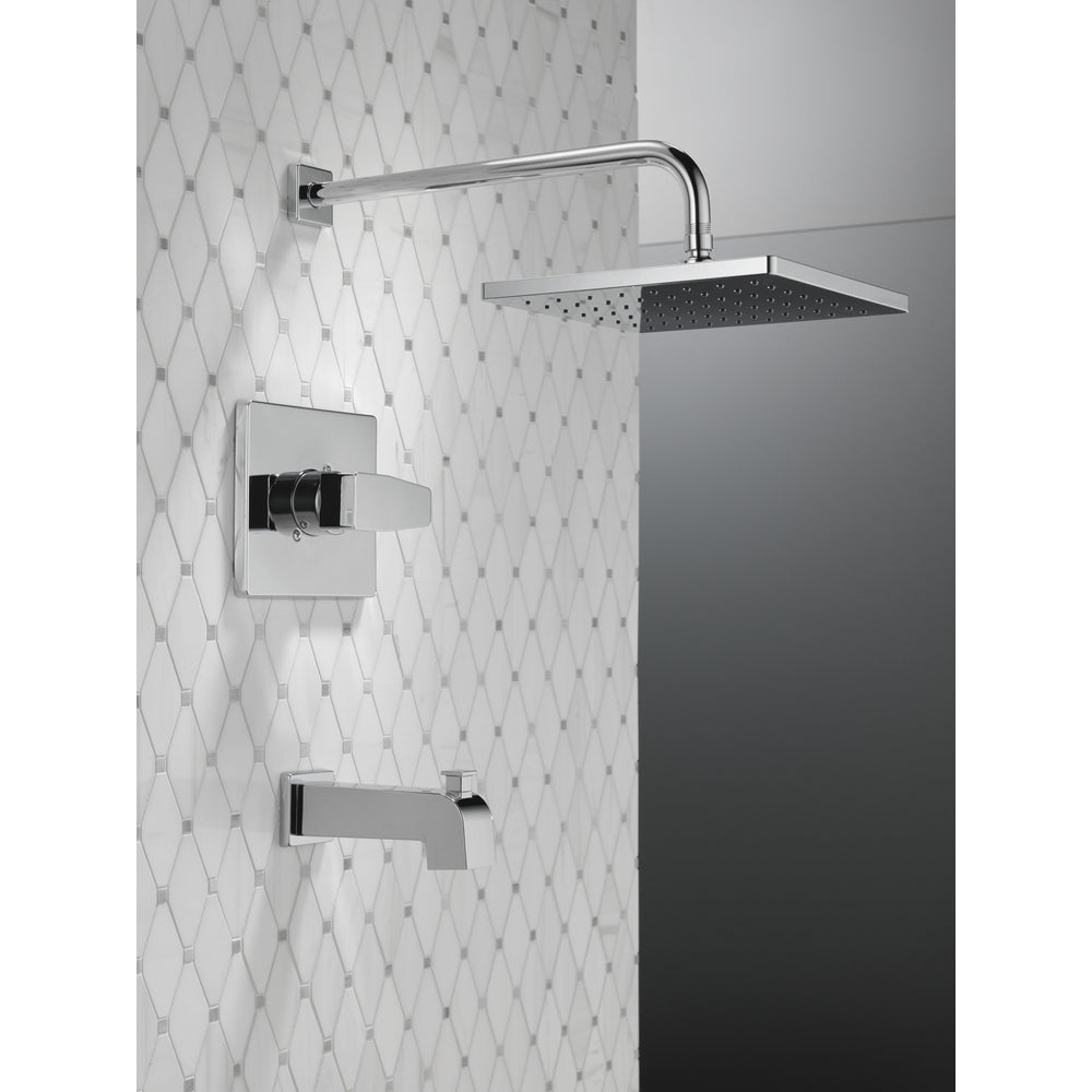 Delta Modern Angular 1 Function Shower - Chrome