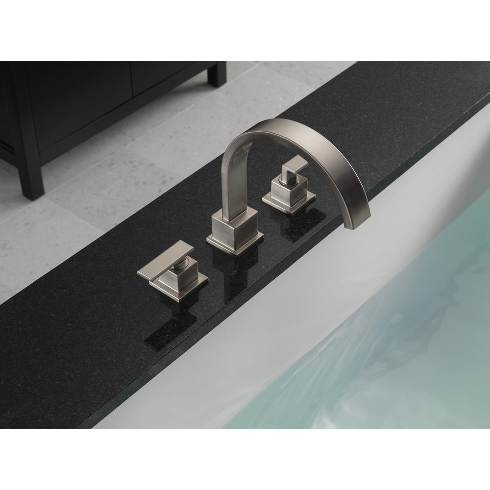 Delta Vero 3-Hole Roman Tub Trim - Stainless