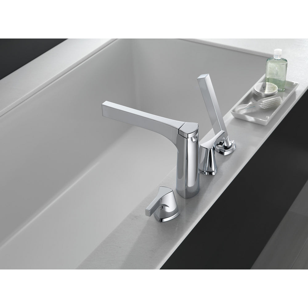Delta Zura 4-Hole Roman Tub With Handshower Trim - Chrome